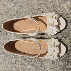 Size 4 big girl shoes